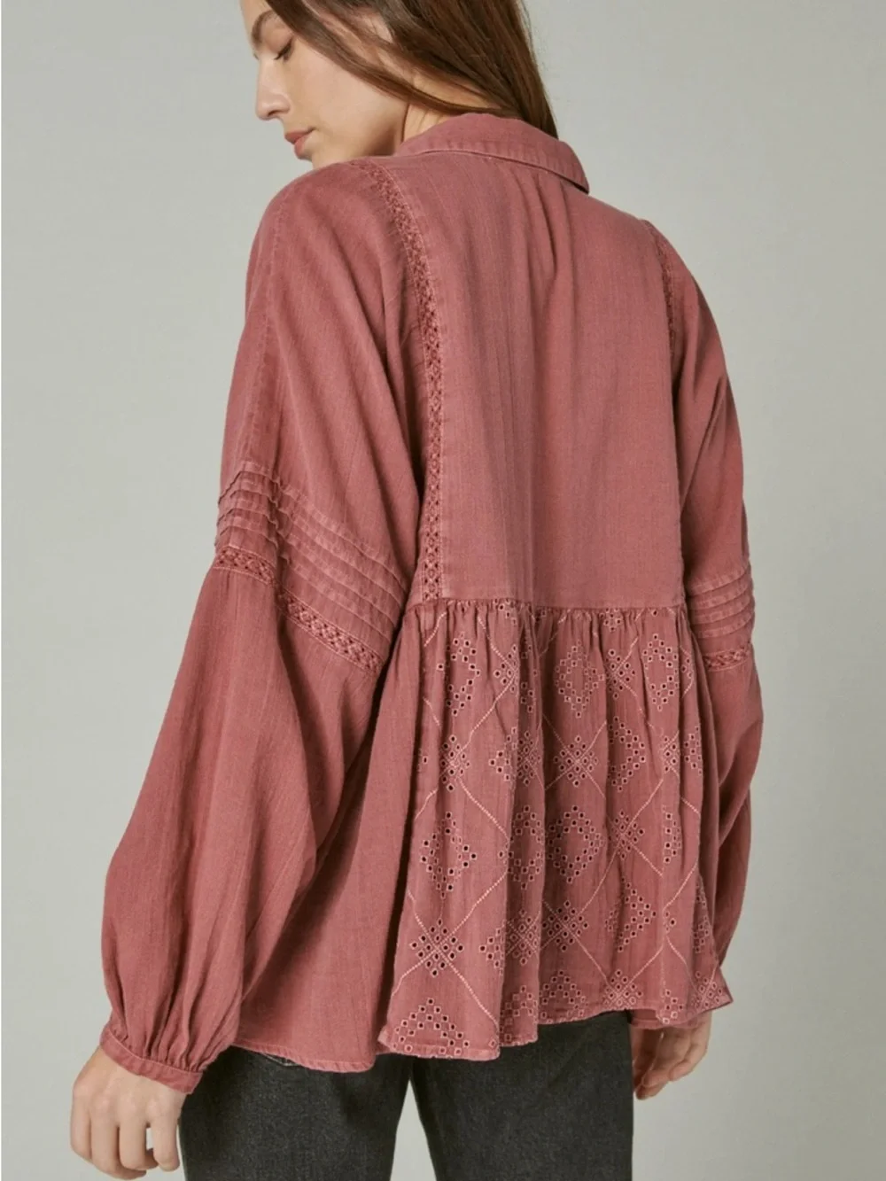 Lucky Brand Dusty Rose Boho Embroidered Peplum Top XL Oversized Eyelet Blouse - Picture 4 of 8